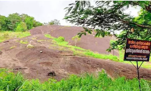 മുനിയാട്ടുകുന്ന് ടൂറിസം പദ്ധതിക്ക് ഭൂമി അനുവദിച്ചു