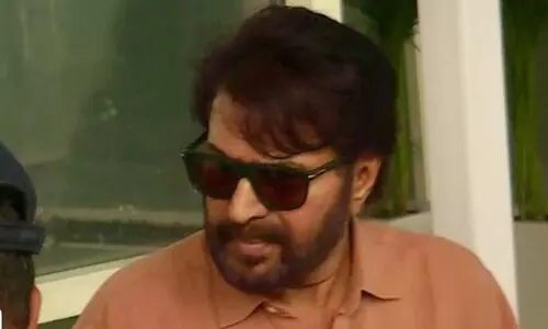 മൂത്തോൻ മടങ്ങിയെത്തി; മമ്മൂട്ടി സ്വയം കാറോടിച്ച് ചെന്നൈ വിമാനത്താവളത്തിൽ