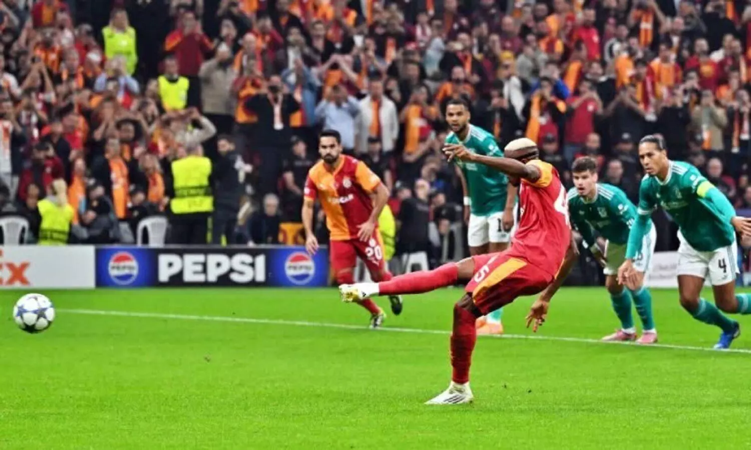 ചാമ്പ്യൻസ് ലീഗിൽ ലിവർപൂളിന് വീണ്ടും തോൽവി; വമ്പൻമാരെ ഞെട്ടിച്ച് തുർക്കിയ ക്ലബ്