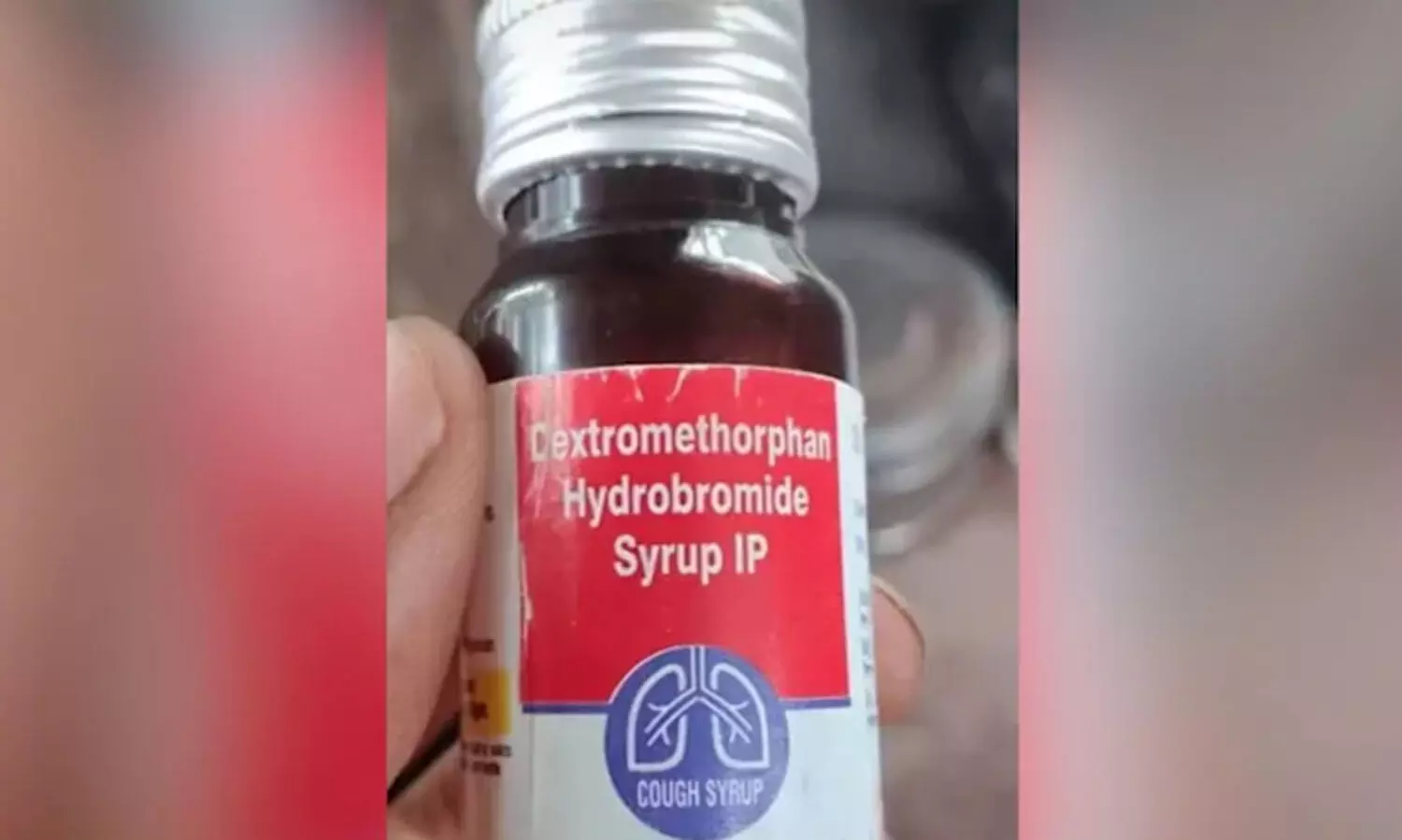 ‘സർക്കാർ ആശുപത്രിയിലെ ചുമ മരുന്ന് കഴിച്ച് രണ്ടുകുട്ടികൾ മരിച്ചു, സുരക്ഷിതമാണെന്ന് തെളിയിക്കാൻ കഴിച്ച ഡോക്ടർ അബോധാവസ്ഥയിൽ’