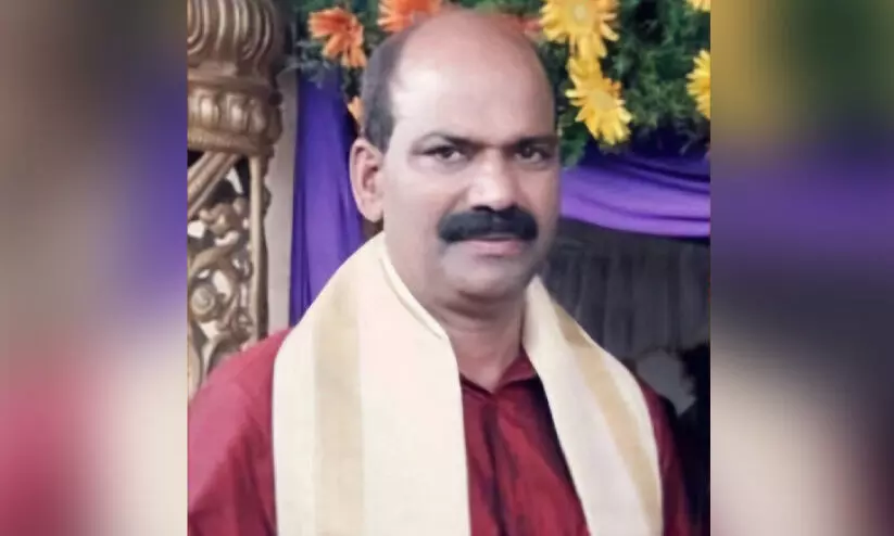 കോ​ൺ​ഗ്ര​സ് എം.​എ​ൽ.​എ​യു​ടെ വീ​ട്ടി​ൽ ലോ​കാ​യു​ക്ത റെ​യ്ഡ്