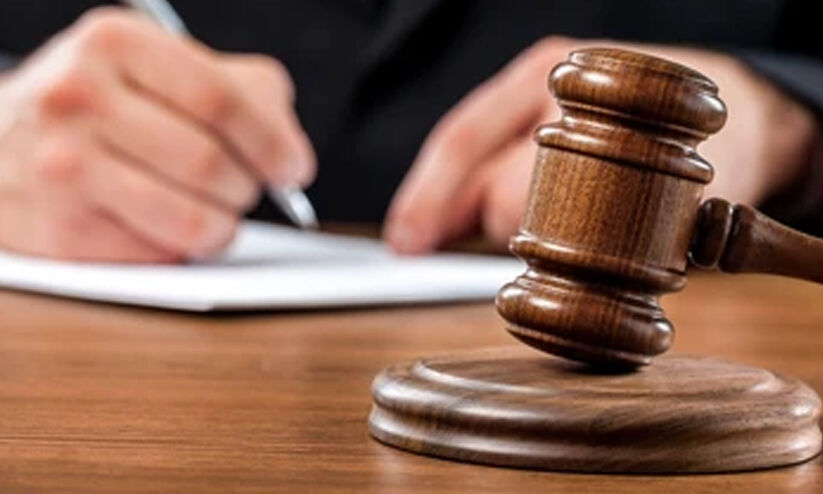 വാട്സ്ആപ്പിൽ അസഭ്യം; യുവതി 10,000 ദിര്ഹം നഷ്ടപരിഹാരം നൽകണം വാട്സ്ആപ്പിൽ അസഭ്യം; യുവതി 10,000 ദിര്ഹം നഷ്ടപരിഹാരം നൽകണം