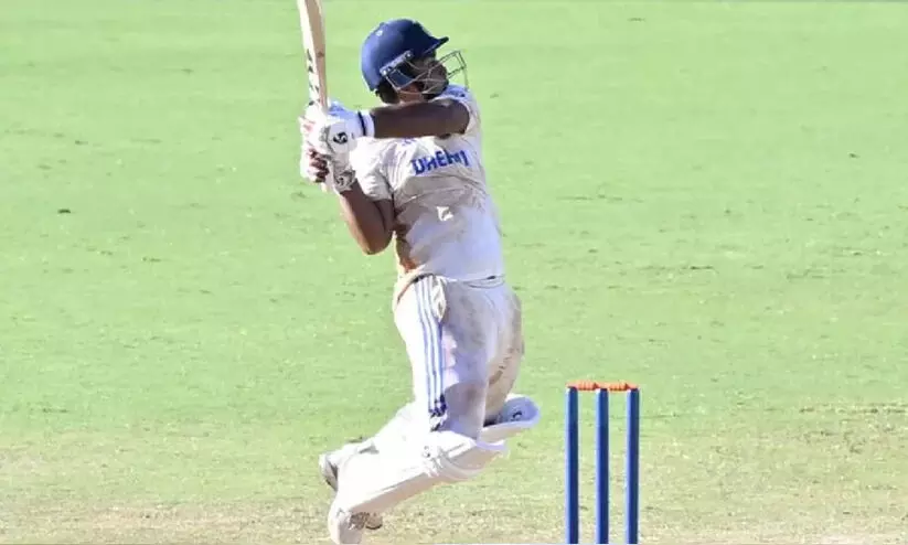 വൈഭവിനെന്ത് ടെസ്റ്റ്... എന്ത് ഏകദിനം.!; എട്ട് സിക്സ്, ഒസീസ് ബൗളർമാരെ തല്ലി ചതച്ചു, സെഞ്ച്വറിയിലും റെക്കോഡിട്ട് 14കാരൻ വൈഭവിനെന്ത് ടെസ്റ്റ്... എന്ത് ഏകദിനം.!; എട്ട് സിക്സ്, ഒസീസ് ബൗളർമാരെ തല്ലി ചതച്ചു, സെഞ്ച്വറിയിലും റെക്കോഡിട്ട് 14കാരൻ