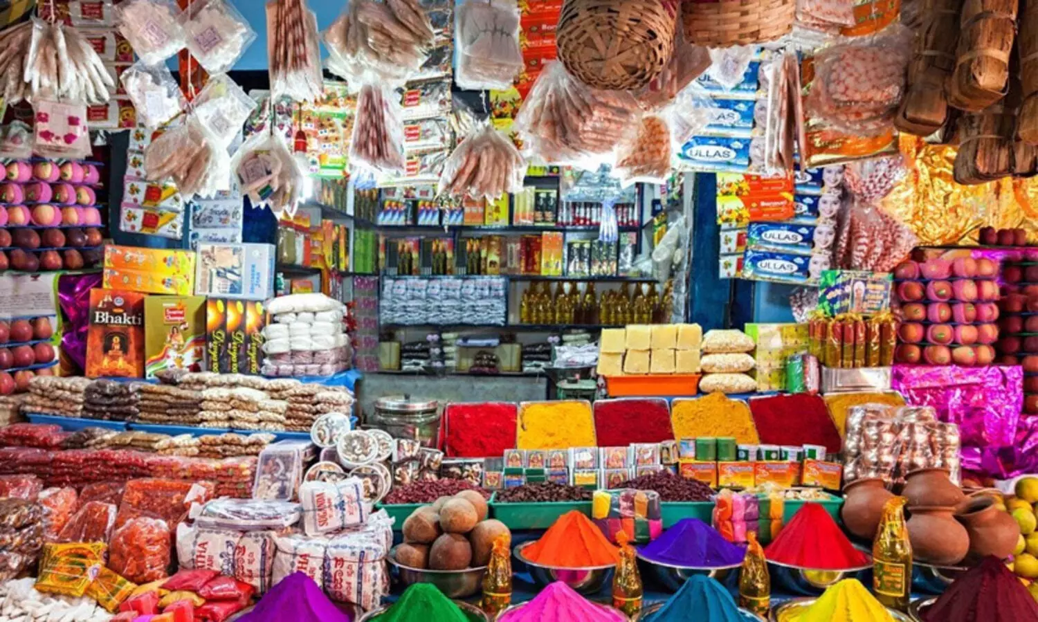 മഹാരാഷ്ട്രയിലെ കടകൾ, ഹോട്ടലുകൾ, മാളുകൾ എന്നിവക്ക് 24 മണിക്കൂറും പ്രവർത്തിക്കാം; ഉത്തരവ് ഉത്സവ സീസൺ പ്രമാണിച്ച്