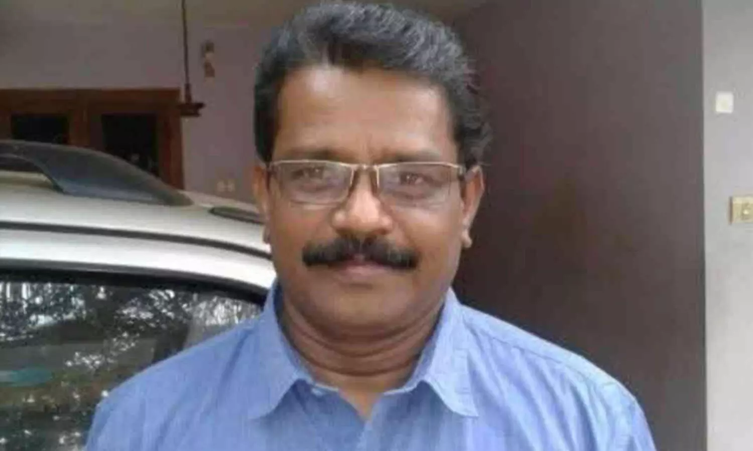 ബൈക്ക് ബസിനടിയിൽപെട്ട് റിട്ട. വനപാലകന് ദാരുണാന്ത്യം