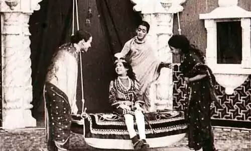 സിനിമക്കായി ആഭരണങ്ങൾ വിറ്റ, ടെക്നീഷ്യനായും എഡിറ്ററായും ജോലി ചെയ്ത വനിത, ഇന്ത്യയിലെ ആദ്യ ഫിലിം എഡിറ്റർ ഇവരാണ്...