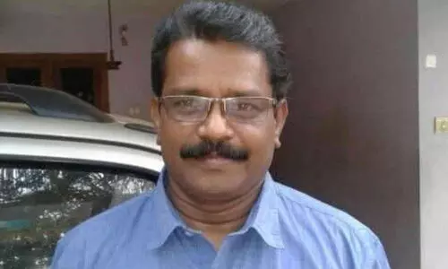 ബൈക്ക് ബസിനടിയിൽപെട്ട് റിട്ട. വനപാലകന് ദാരുണാന്ത്യം