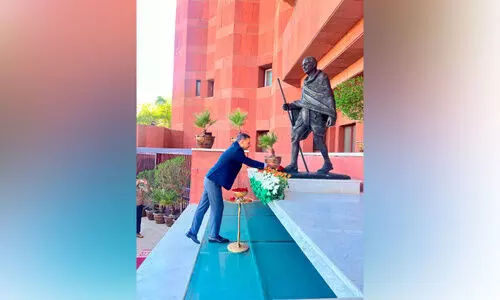 ഇ​ന്ത്യ​ൻ എം​ബ​സി​യി​ൽ ഗാ​ന്ധി​ജ​യ​ന്തി ആ​ഘോ​ഷി​ച്ചു