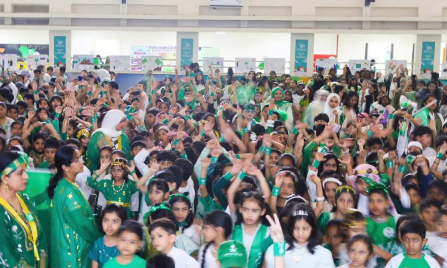 ഡ്യൂ​ൺ​സ് ഇ​ന്റ​ർ​നാ​ഷ​ന​ൽ സ്കൂ​ളിൽ ദേ​ശീ​യ ദി​നാ​ഘോ​ഷം