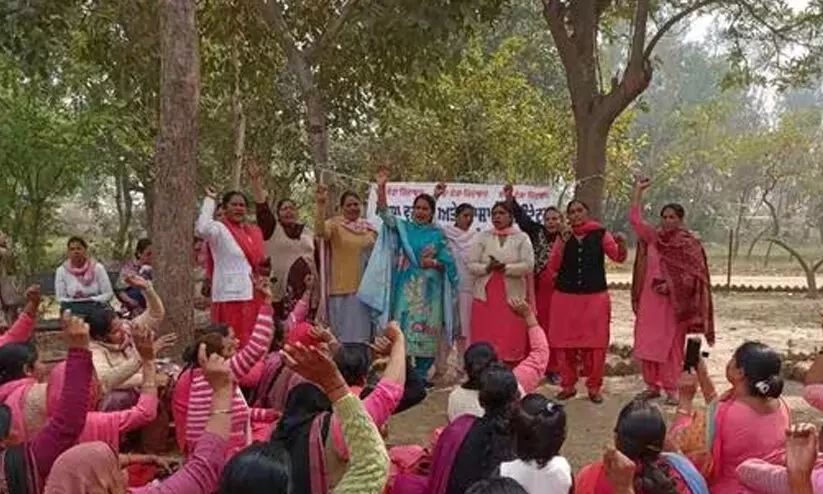 ആശാ വർക്കർമാരുടെ ഗർഭകാല ആനുകൂല്യങ്ങൾ വർധിപ്പിച്ച് പഞ്ചാബ്; അവധി സമയത്തും എല്ലാ മാസവും ഓണറേറിയം നൽകും ആശാ വർക്കർമാരുടെ ഗർഭകാല ആനുകൂല്യങ്ങൾ വർധിപ്പിച്ച് പഞ്ചാബ്; അവധി സമയത്തും എല്ലാ മാസവും ഓണറേറിയം നൽകും