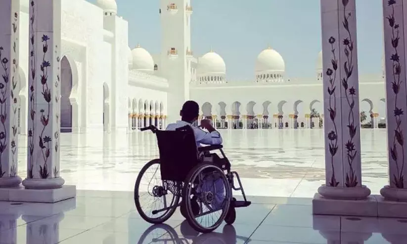 പള്ളികൾ ഭിന്നശേഷി സൗഹൃദമാകണം, റാമ്പുകളും വീൽചെയറുകളും ഏർപ്പെടുത്തണം -പാണക്കാട് ഖാസി ഫൗണ്ടേഷന് പള്ളികൾ ഭിന്നശേഷി സൗഹൃദമാകണം, റാമ്പുകളും വീൽചെയറുകളും ഏർപ്പെടുത്തണം -പാണക്കാട് ഖാസി ഫൗണ്ടേഷന്