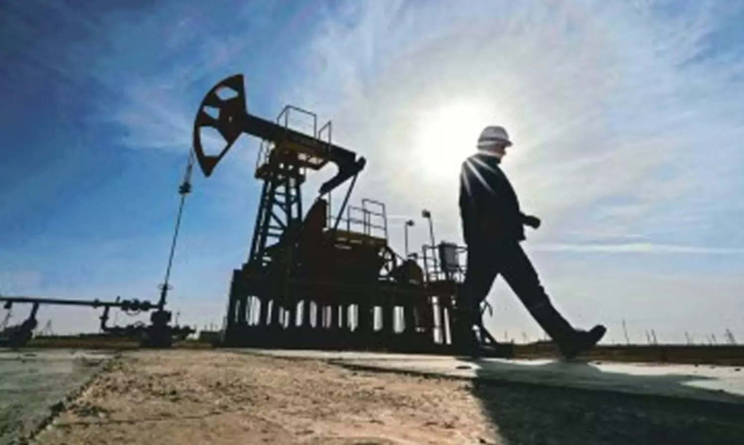 റ​ഷ്യ​ൻ എ​ണ്ണ ഇ​റ​ക്കു​മ​തി​യി​ൽ നേ​രി​യ ഇ​ടി​വ്