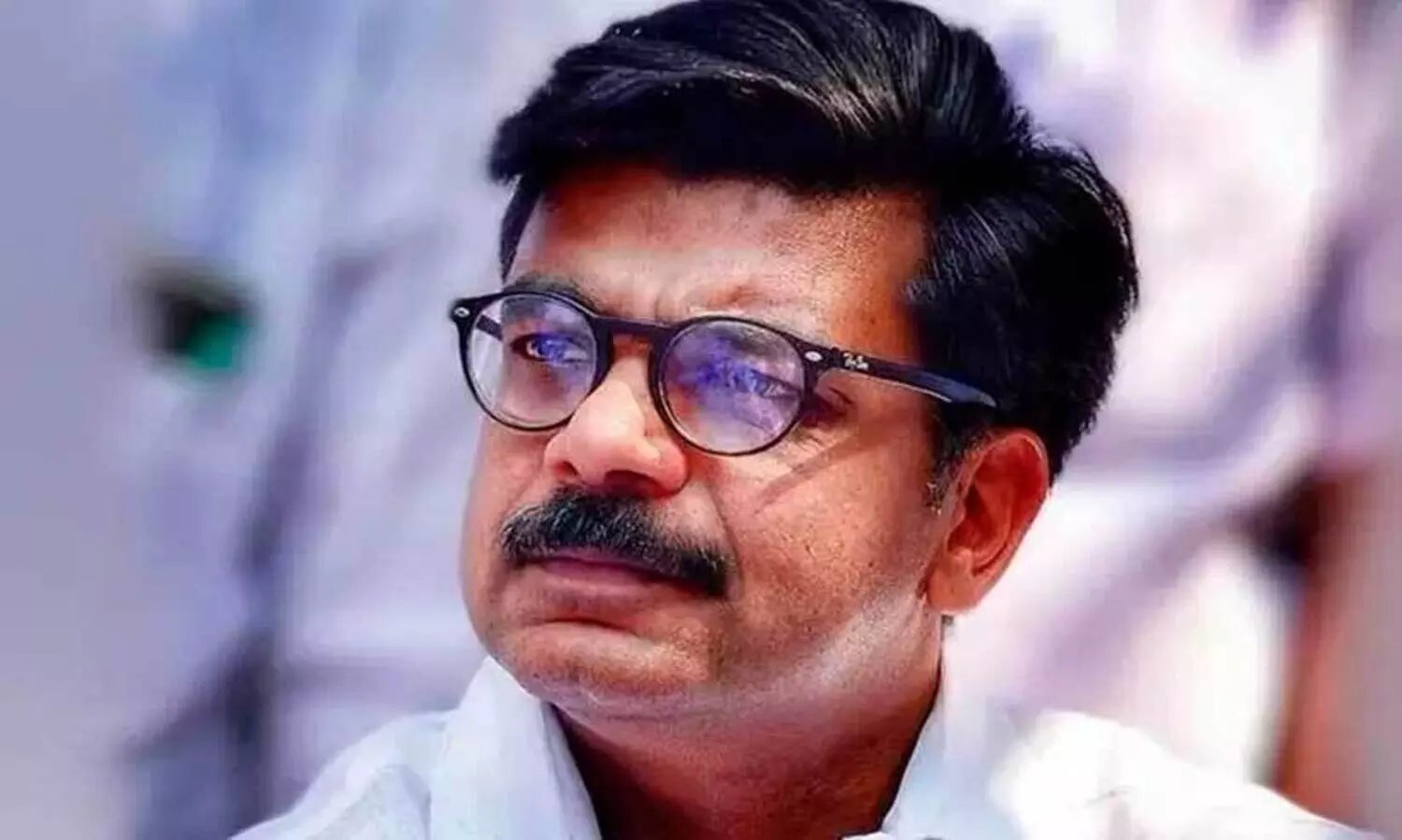 സി.എം.ആർ.എല്‍-എക്‌സാലോജിക് ഇടപാടിൽ വിജിലന്‍സ് അന്വേഷണം ആവശ്യപ്പെട്ട്  മാത്യു കുഴല്‍നാടന്‍ സുപ്രീംകോടതിയിൽ