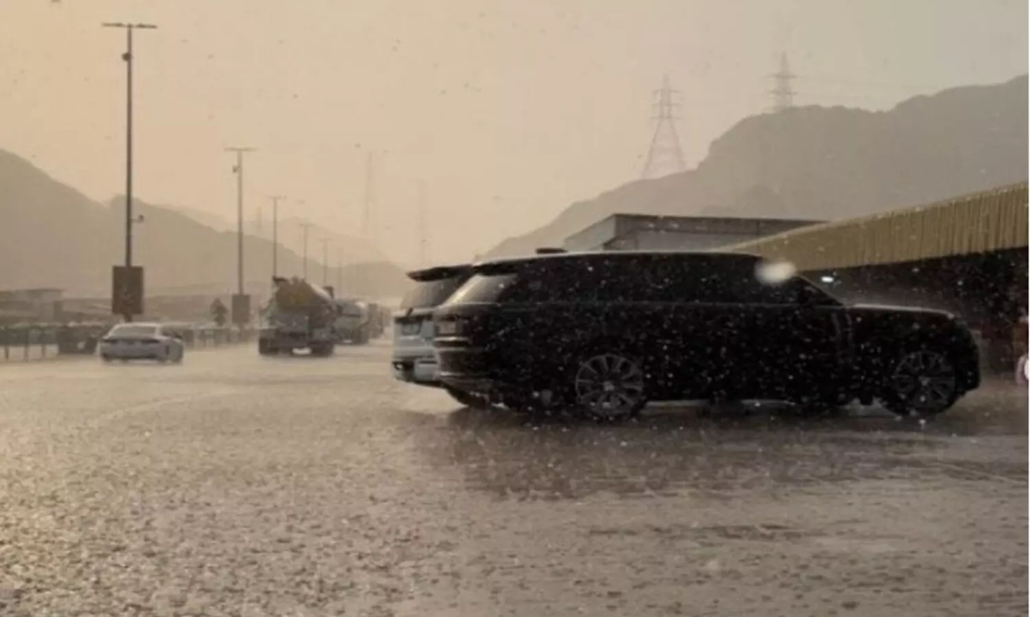 A view of the rain that fell in Masafi on Sunday