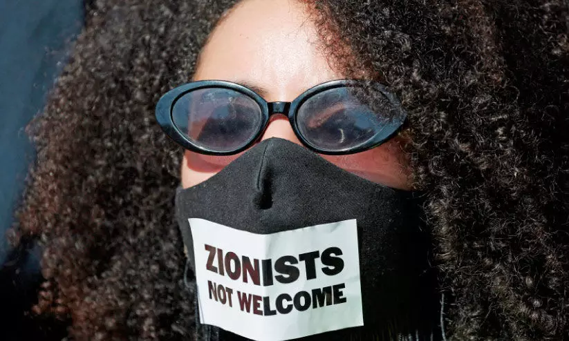 From a rally in Barcelona, ​​Spain, in solidarity with the Palestinian people