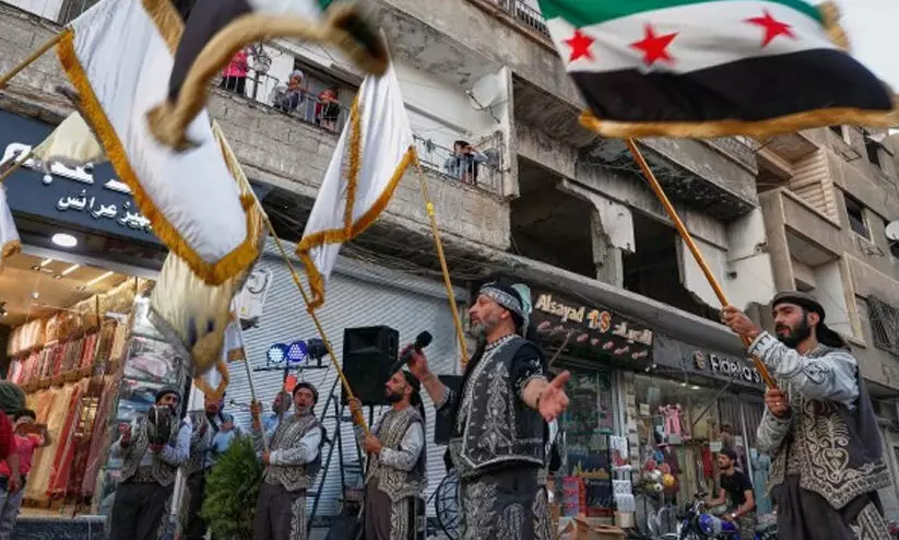 പതിറ്റാണ്ടുകളായുള്ള ഏകാധിപത്യത്തിന് വിരാമം; സിറിയയിൽ വോട്ടെടുപ്പ് പതിറ്റാണ്ടുകളായുള്ള ഏകാധിപത്യത്തിന് വിരാമം; സിറിയയിൽ വോട്ടെടുപ്പ്