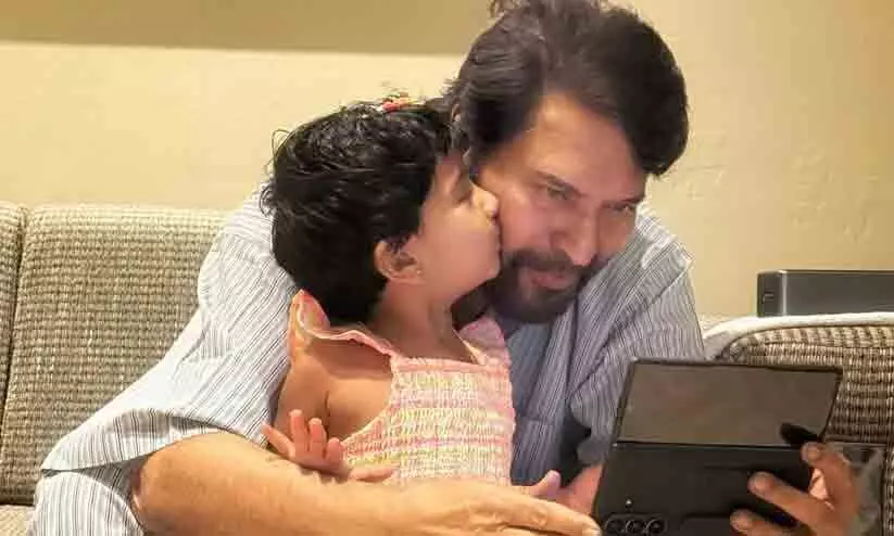 എന്‍റെ മകൾ ചോദിച്ചു നിങ്ങളുടെ പേരെന്താണ്?, പുഞ്ചിരിച്ചുകൊണ്ട് അയാൾ പറഞ്ഞു... മമ്മൂട്ടി