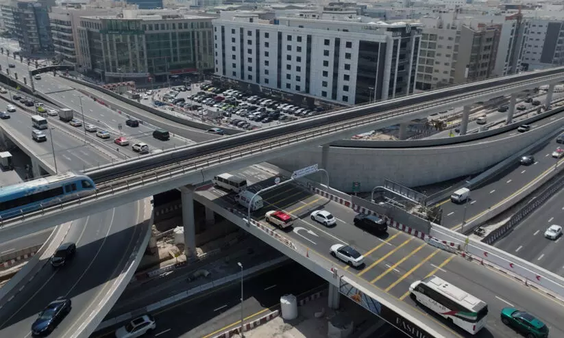 The completed bridge connecting Sheikh Zayed Road and Mall of the Emirates