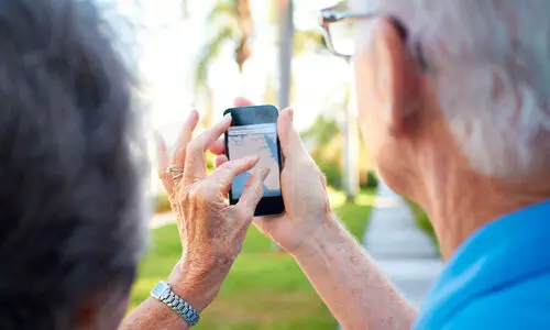 ആപ്പുകളിലൂടെ വൈബ് ആവാം