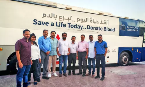 ഗാ​ന്ധി​ജ​യ​ന്തി ദി​ന​ത്തി​ൽ ര​ക്ത​ദാ​ന ക്യാ​മ്പ്