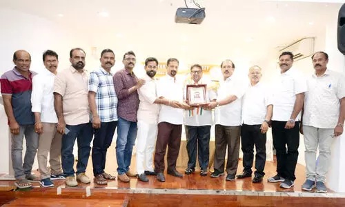 ദേ​ശീ​യ ച​ല​ച്ചി​ത്ര പു​ര​സ്‌​കാ​ര ജേ​താ​വി​ന് സ്വീ​ക​ര​ണ​വു​മാ​യി ഇ​ൻ​കാ​സ് ഒ​മാ​ൻ