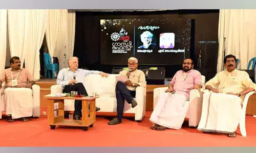 തൊട്ടുകൂടായ്മയുടെ ദോഷം തിരിച്ചറിഞ്ഞ ഏക സവർണഹിന്ദു ഗാന്ധി -രാമചന്ദ്രഗുഹ