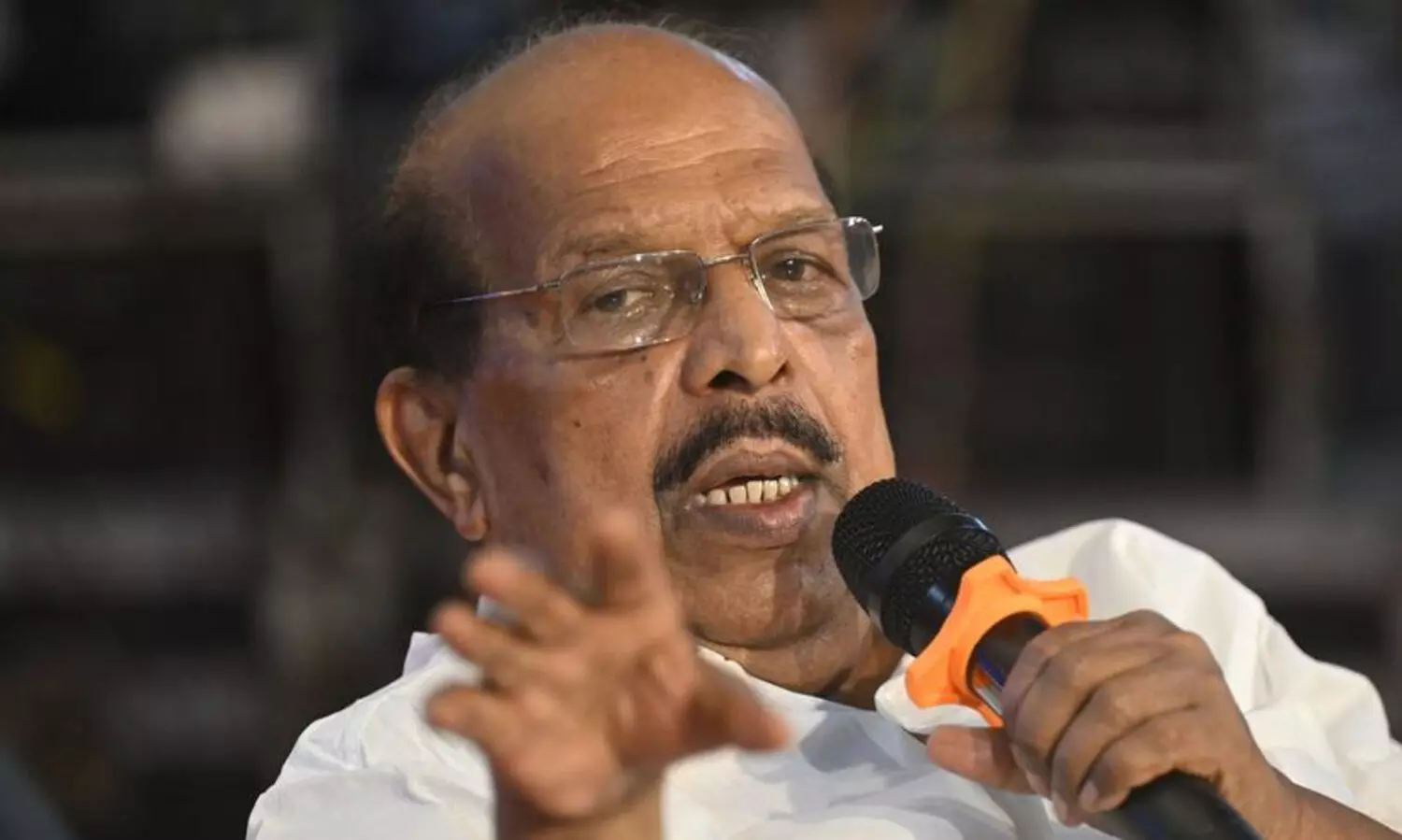 സ്വർണപ്പാളി മോഷ്ടിച്ചതിൽ കേരളം നമ്പർ വൺ, എ​ന്തെ​ല്ലാം വൃ​ത്തി​​കേ​ടാ​ണ്​ ന​ട​ക്കു​ന്ന​ത്... -ജി. സുധാകരൻ