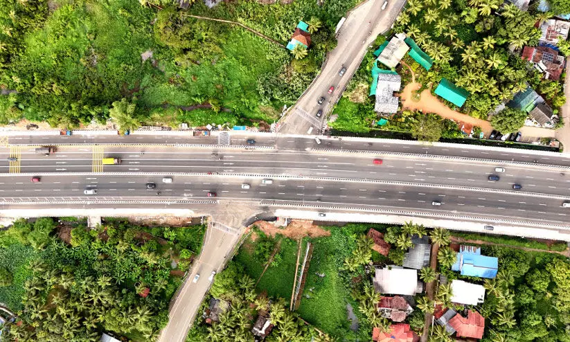 പനാത്തുതാഴം-സി.ഡബ്ല്യു.ആർ.ഡി.എം ​ക്രോസിങ്; കോർപറേഷൻ പ്രതിക്കൂട്ടിൽ