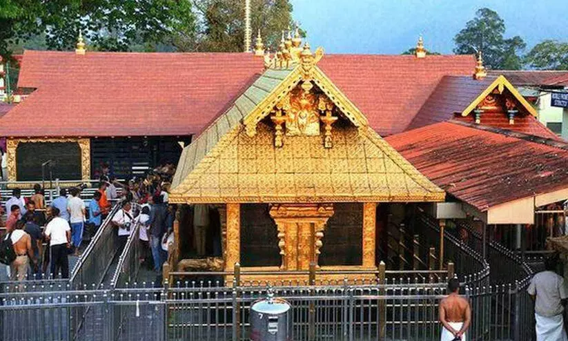 ശബരിമല സ്വർണത്തട്ടിപ്പ്; പ്രത്യേക അന്വേഷണസംഘം ശബരിമല സന്നിധാനത്ത് ശബരിമല സ്വർണത്തട്ടിപ്പ്; പ്രത്യേക അന്വേഷണസംഘം ശബരിമല സന്നിധാനത്ത്