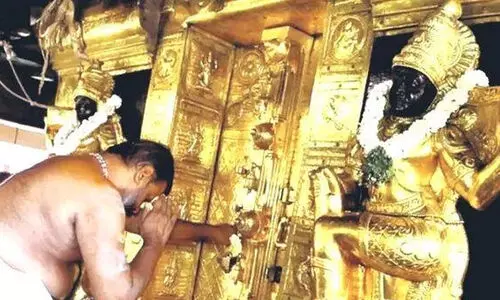 സ്വർണം രാസപദാർഥം ഉപയോഗിച്ച് വേർതിരിച്ചെന്ന് സംശയം