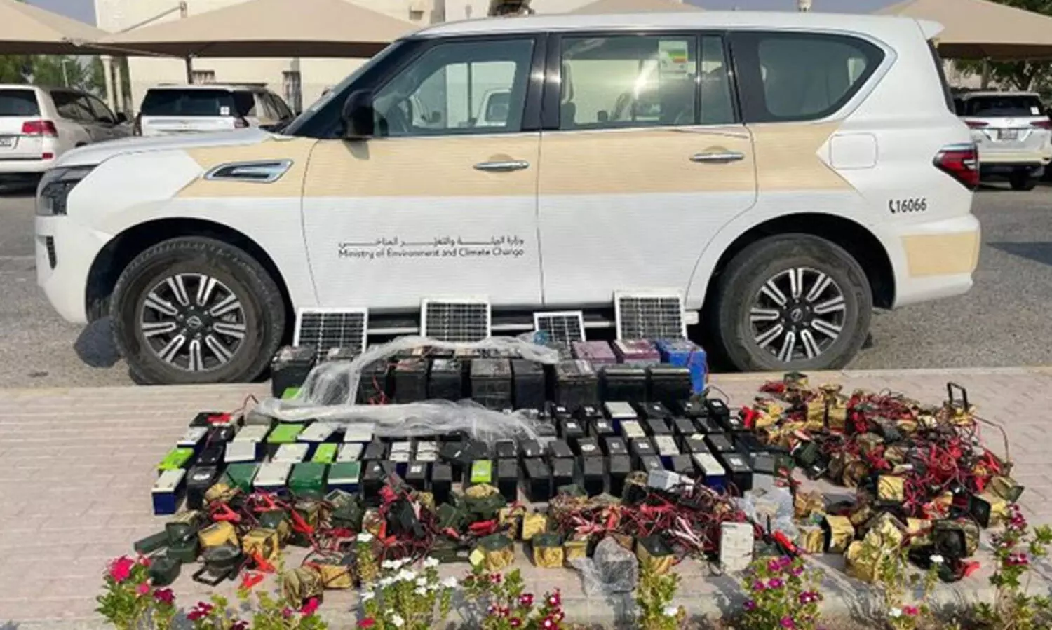 കിളികളെ ആകർഷിക്കാൻ സ്ഥാപിച്ച സവായ  ബേർഡ് കാളിങ് ഉപകരണങ്ങൾ പിടികൂടി