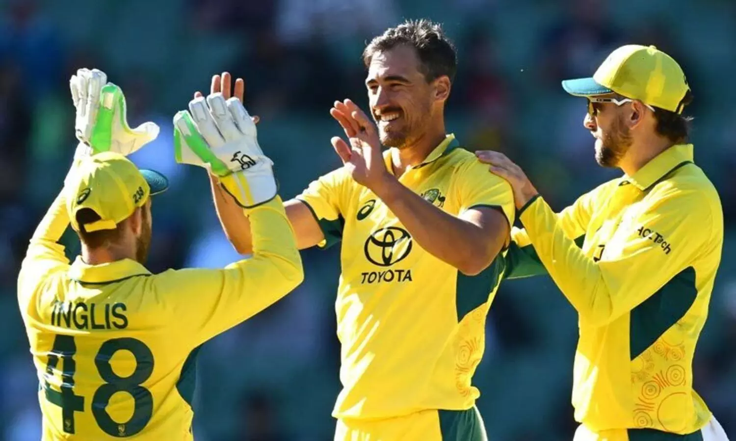 ഇ​ന്ത്യ​ക്കെ​തി​രാ​യ പ​ര​മ്പ​ര: സ്റ്റാ​ർ​ക് ഓ​സീ​സ് ടീ​മി​ൽ; മാ​ർ​ഷ് ത​ന്നെ ക്യാപ്റ്റൻ