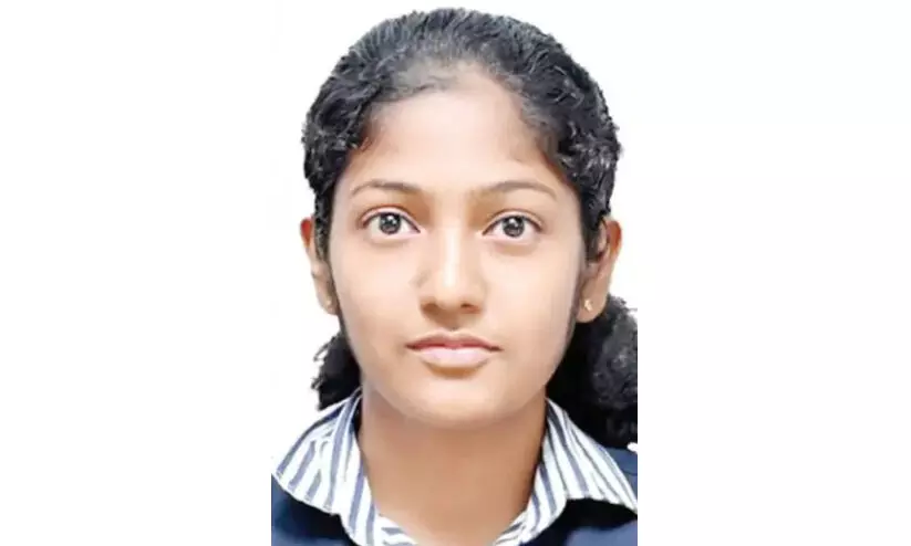 ബസിറങ്ങി കോളജിലേക്ക് നടക്കവെ എൻജിനീയറിങ് വിദ്യാർഥിനി കുഴഞ്ഞുവീണ് മരിച്ചു