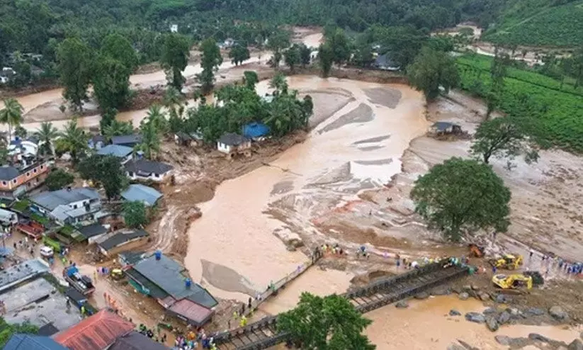 ഉരുൾദുരന്തം: 299 കോടിയുടെ ടൗൺഷിപ്, ഊരാളുങ്കലിന് മുൻകൂറായി 59.8 കോടി ഉരുൾദുരന്തം: 299 കോടിയുടെ ടൗൺഷിപ്, ഊരാളുങ്കലിന് മുൻകൂറായി 59.8 കോടി