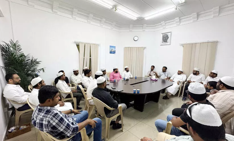 കലാലയം സാംസ്കാരിക വേദി ഗാന്ധി സ്വരാജ് സംഘടിപ്പിച്ചു കലാലയം സാംസ്കാരിക വേദി ഗാന്ധി സ്വരാജ് സംഘടിപ്പിച്ചു