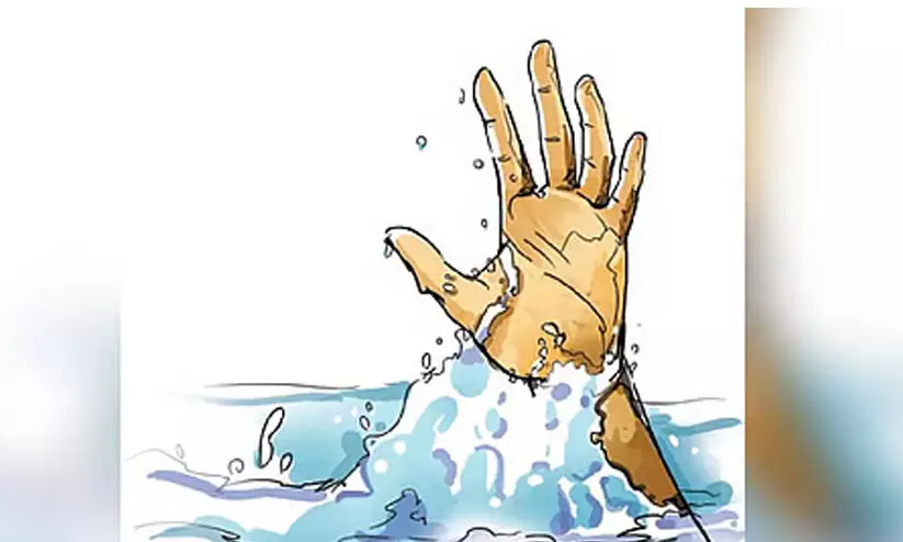 കുളത്തിൽ വീണു രണ്ടു കുട്ടികൾ മരിച്ചു