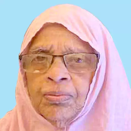 പാ​ത്തു​മ്മ ഹ​ജ്ജു​മ്മ