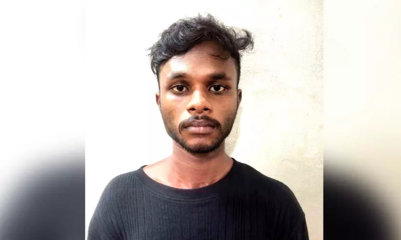 ചിറയിൻകീഴിൽ വീണ്ടും ലഹരി വേട്ട, ഒരാൾ പിടിയിൽ ചിറയിൻകീഴിൽ വീണ്ടും ലഹരി വേട്ട, ഒരാൾ പിടിയിൽ