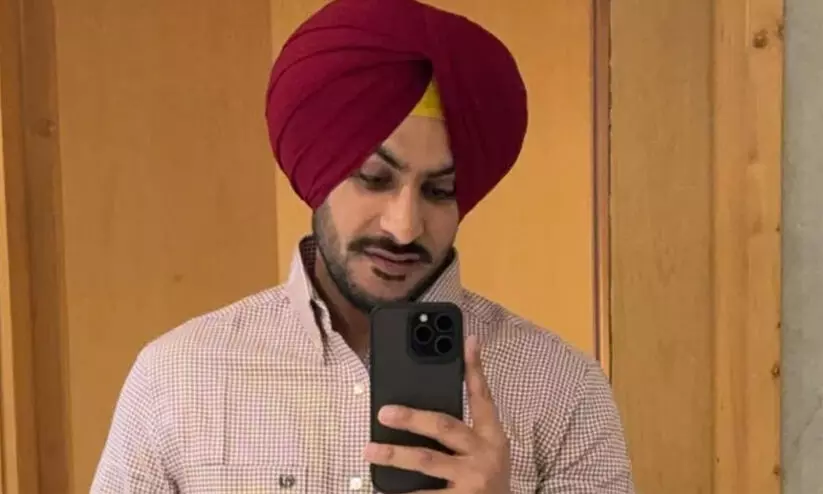 ​ഭാര്യ പോകരുതെന്ന് പറഞ്ഞിട്ടും ബൈക്കുമായി ഇറങ്ങി; പഞ്ചാബി ഗായകന്റെ മരണത്തിന് പിന്നാ​ലെ വൈകാരിക കുറിപ്പുമായി സുഹൃത്ത്