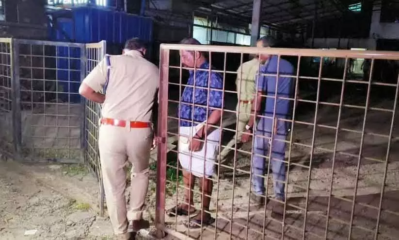 കൊച്ചിയിലെ കവർച്ച നോട്ട് ഇരട്ടിപ്പ് ഇടപാടിനിടെയെന്ന് പൊലീസ്; 80 ലക്ഷം രൂപ കൊടുത്താൽ 1.10 കോടിയായി കിട്ടുമെന്നതായിരുന്നു പദ്ധതി, നിഷേധിച്ച് സ്റ്റീൽ കമ്പനി ഉടമ