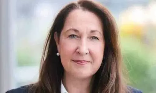 ജർമനിയിൽ മേയർക്ക് കുത്തേറ്റു