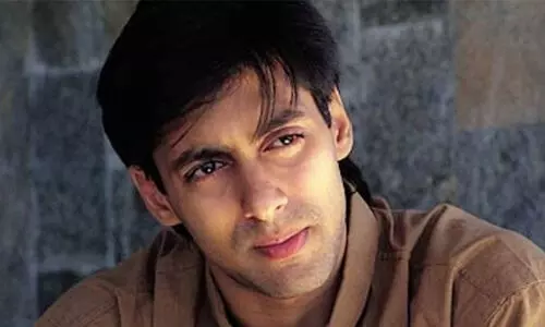 സലിം ഖാന്‍റെ മകനാണെന്ന് പറഞ്ഞിരുന്നില്ല, അത് അറിയാമായിരുന്നെങ്കിൽ ആ വേഷം അഭിനയിപ്പിക്കില്ലായിരുന്നു -സൽമാൻ ഖാന്‍റെ ആദ്യ ചിത്രത്തെക്കുറിച്ച് സംവിധായകൻ