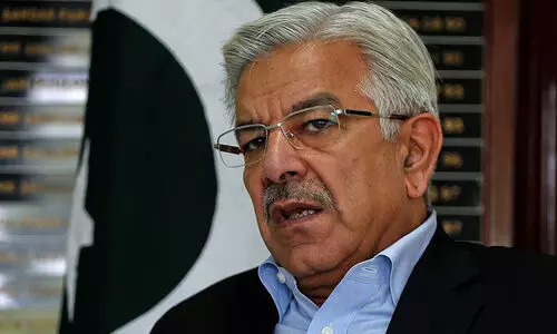 ഇന്ത്യയുമായി യുദ്ധത്തിന് സാധ്യതയുണ്ട്; സംഘർഷമുണ്ടായാൽ നേട്ടമുണ്ടാക്കുക പാകിസ്താൻ -പാക് പ്രതിരോധമന്ത്രി