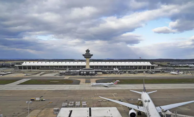 ഷട്ട്ഡൗണിൽ വലഞ്ഞ് യു.എസ്; ജീവനക്കാരുടെ ക്ഷാമം മൂലം വിമാനസർവീസുകൾ താളംതെറ്റി ഷട്ട്ഡൗണിൽ വലഞ്ഞ് യു.എസ്; ജീവനക്കാരുടെ ക്ഷാമം മൂലം വിമാനസർവീസുകൾ താളംതെറ്റി