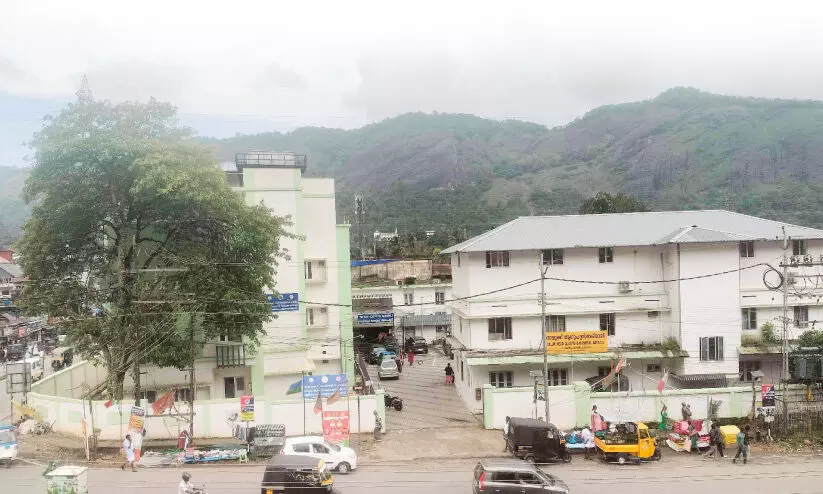 ഞങ്ങളുടെ ജീവന് വിലയില്ലേ? ഞങ്ങളുടെ ജീവന് വിലയില്ലേ?