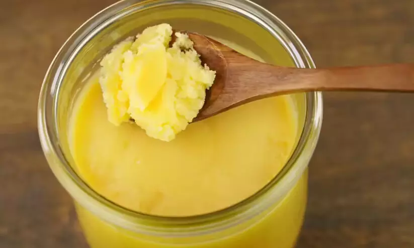 പ്രശസ്ത ബ്രാൻഡുകളുടെ ലേബൽ ഒട്ടിച്ച് മായം ചേർത്ത നെയ്യ്; പിടിച്ചെടുത്തത് 2,651 ലിറ്റർ