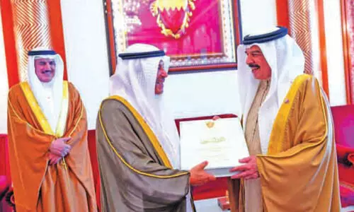 പാ​ർ​ല​മെ​ന്റി​നും ശൂ​റ കൗ​ൺ​സി​ലി​നും ഹ​മ​ദ് രാ​ജാ​വി​ന്‍റെ പ്ര​ശം​സ