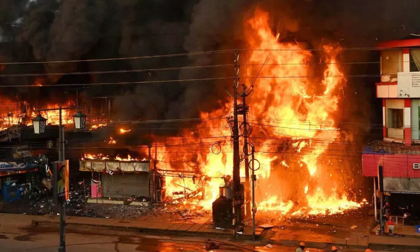 തീനാളം വിഴുങ്ങിയത് വ്യാപാരികളുടെ സ്വപ്നം തീനാളം വിഴുങ്ങിയത് വ്യാപാരികളുടെ സ്വപ്നം