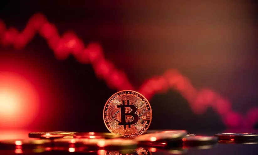 ക്രിപ്റ്റോ വിപണിയിൽ ചോരപ്പുഴ; ബിറ്റ്കോയിൻ തകർന്നു