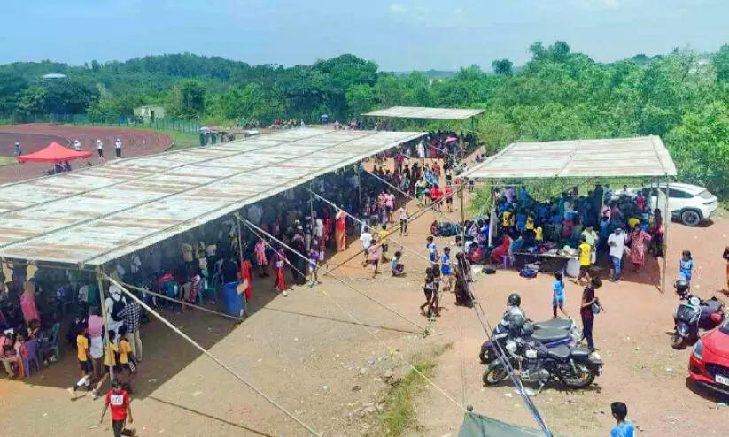 കളിയുണ്ട്, കളിയിടവും; അടിസ്ഥാന സൗകര്യങ്ങൾ ഇനിയും വേണം മെഡിക്കൽ കോളജ്  ഗ്രൗണ്ടിൽ കളിയുണ്ട്, കളിയിടവും; അടിസ്ഥാന സൗകര്യങ്ങൾ ഇനിയും വേണം മെഡിക്കൽ കോളജ്  ഗ്രൗണ്ടിൽ